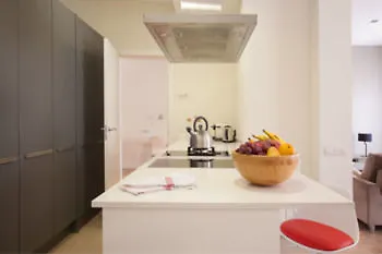 Rent Top Apartments Diagonal-Aribau Barcelona 3*,