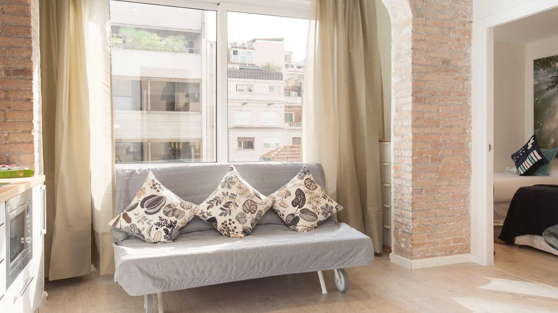 Rent Top Apartments Diagonal-Aribau Barcelona Hotel