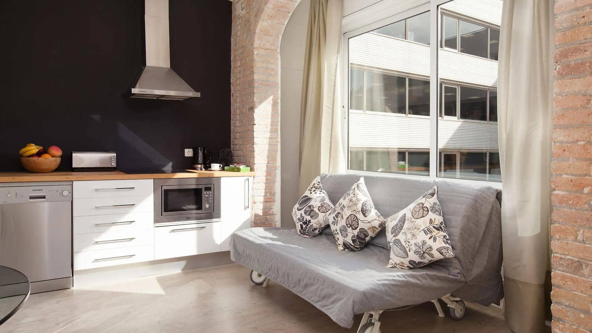 Rent Top Apartments Diagonal-Aribau Barcelona Hotel