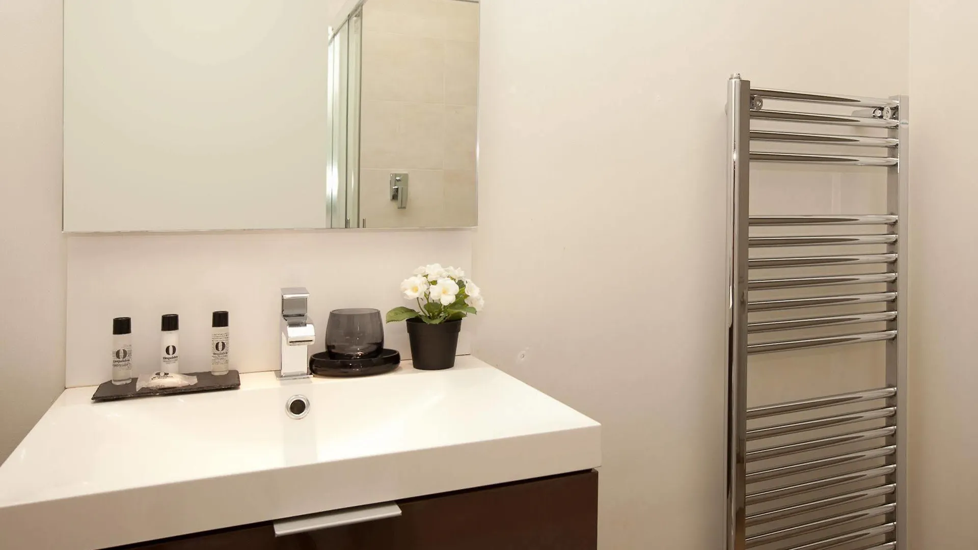 Rent Top Apartments Diagonal-Aribau Barcelona
