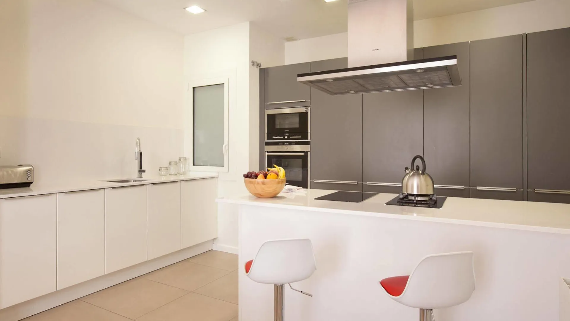 Rent Top Apartments Diagonal-Aribau Barcelona