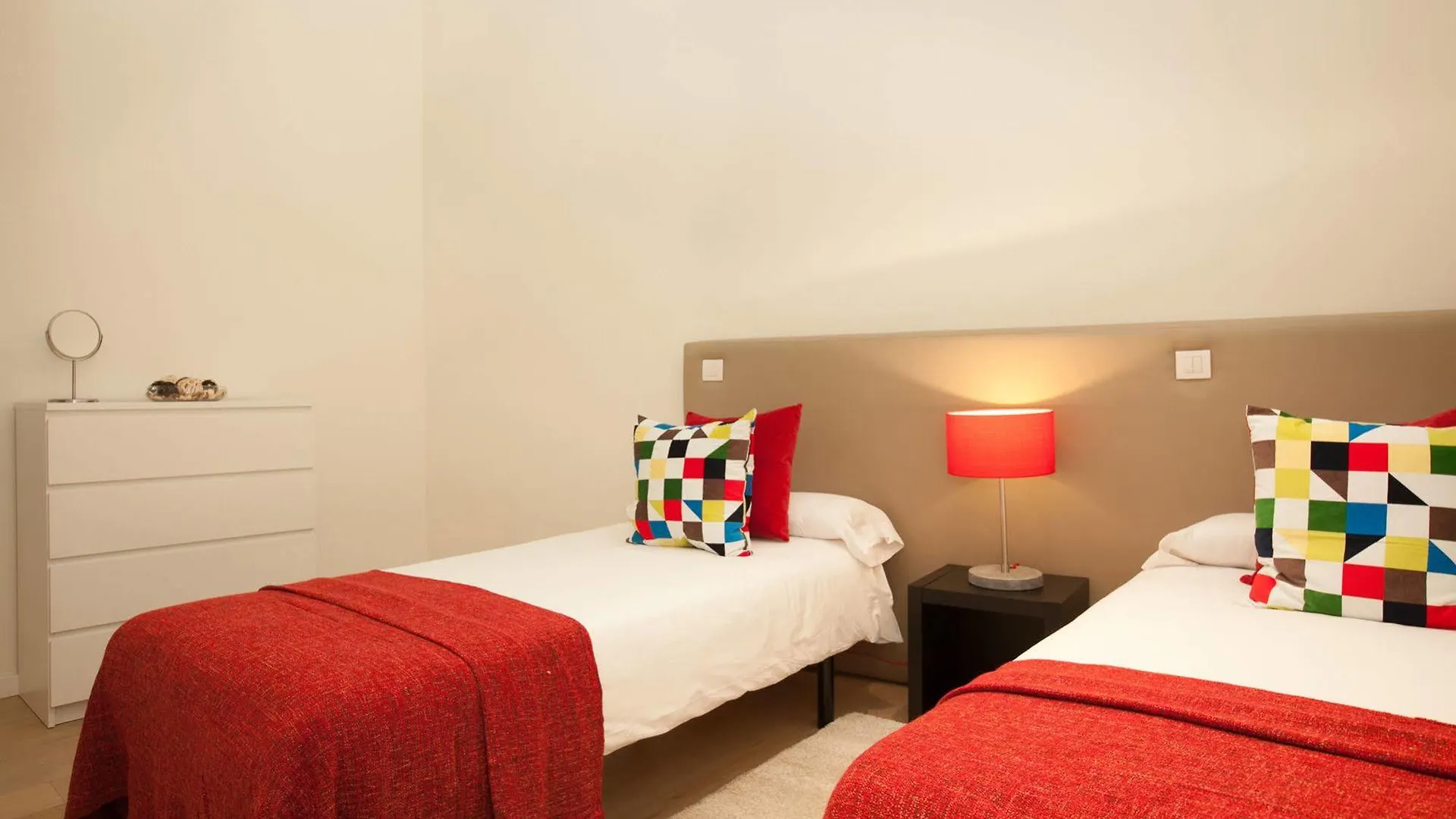 Rent Top Apartments Diagonal-Aribau Barcelona Spain